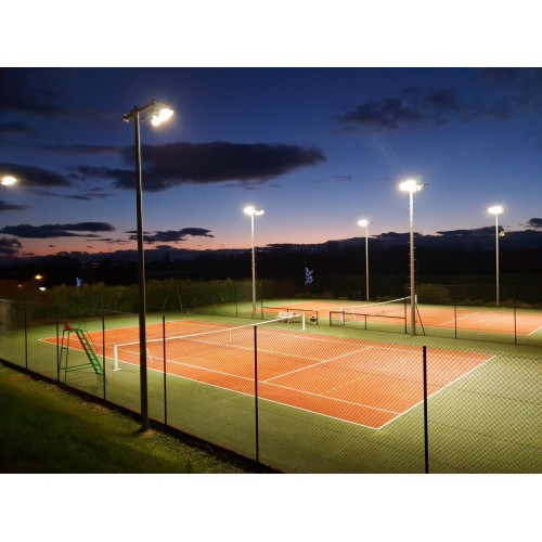 Eclairage court extérieur avec projecteur TANGO 600W