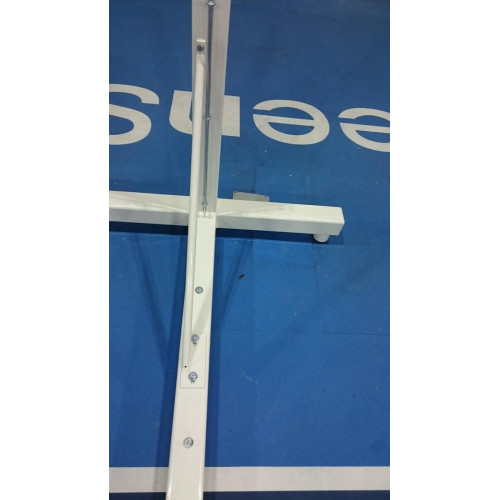Poteau de tennis transportable en acier galvanisé