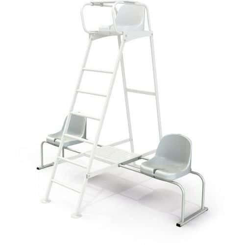 CHAISES LATERALES DE JOUEURS DE TENNIS EN ACIER