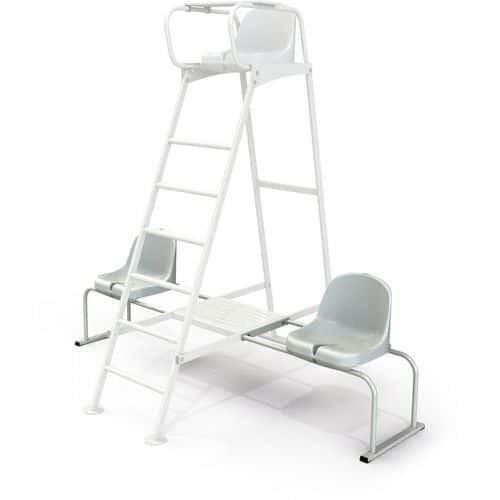 CHAISES LATERALES DE JOUEURS DE TENNIS EN ACIER